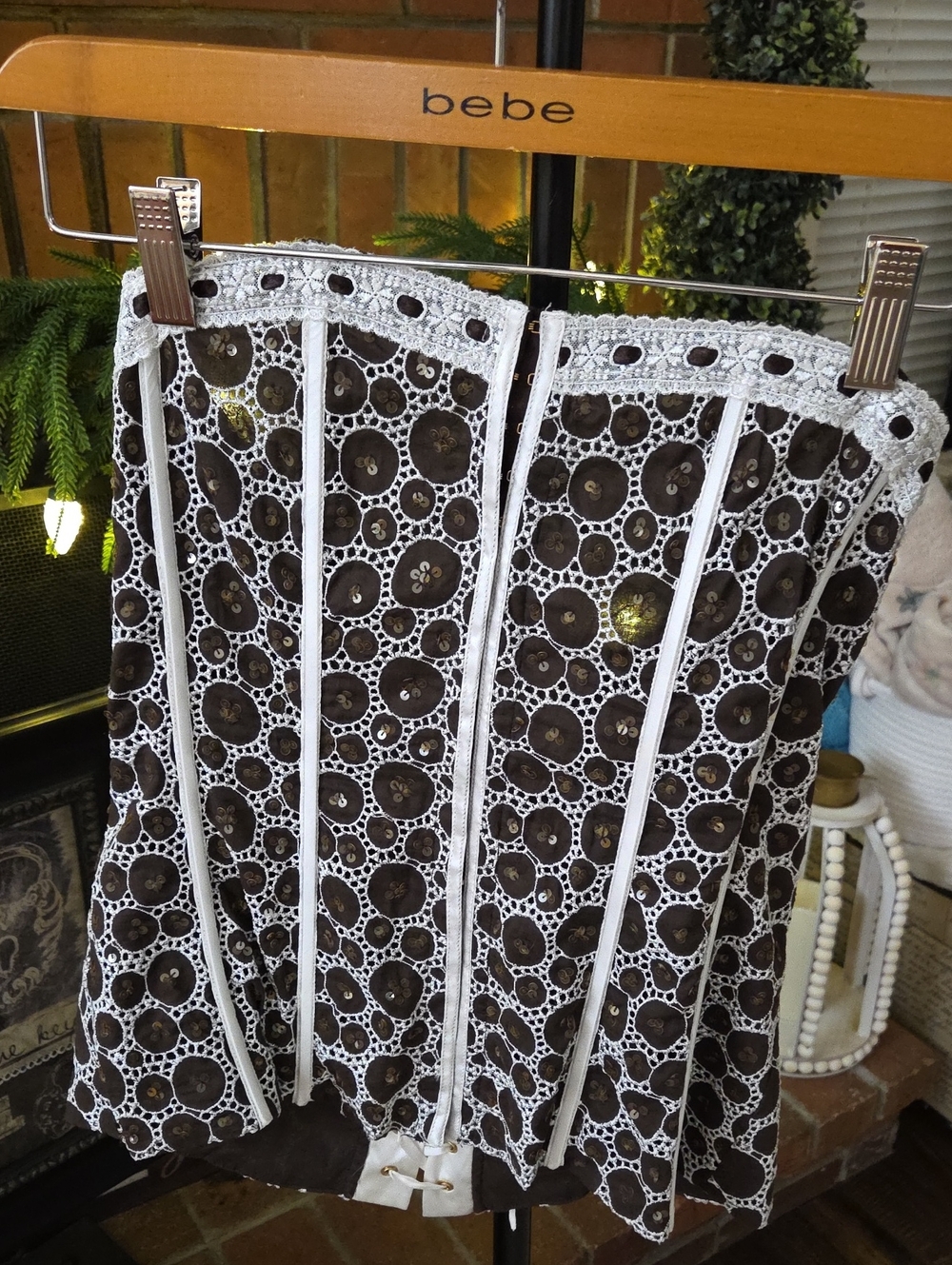 NWT Authentic Vintage bebe Brown And White Corset with White Lace Trim